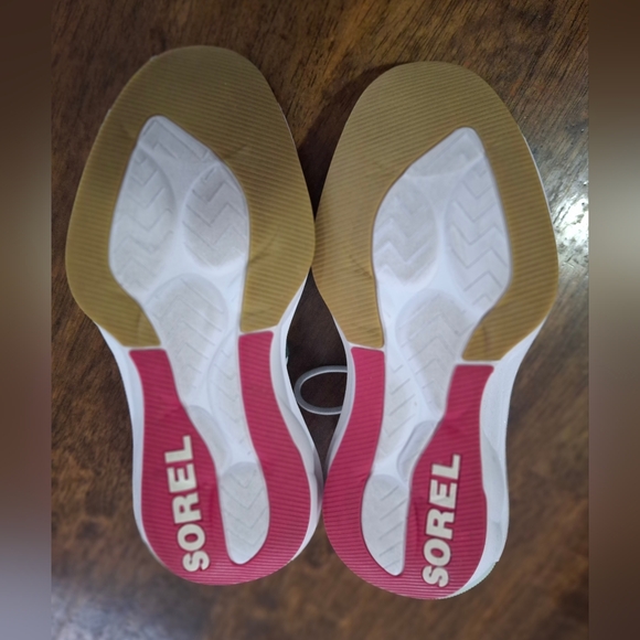 Sorel Explorer Defy Low Mint and Pink Women's Sneakers Size 7.5. - Picture 6 of 8